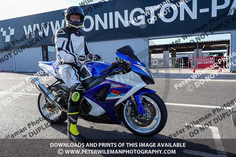 donington no limits trackday;donington park photographs;donington trackday photographs;no limits trackdays;peter wileman photography;trackday digital images;trackday photos